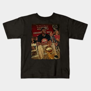 Michael Jordan, 1998 Chicago Bulls Championship Parade Kids T-Shirt